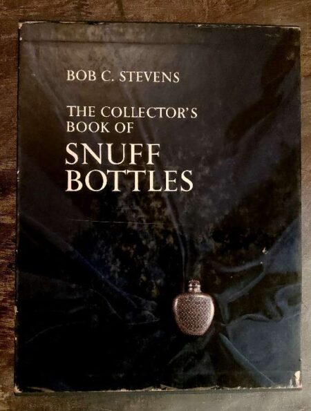 The collector's book of snuff Bottles