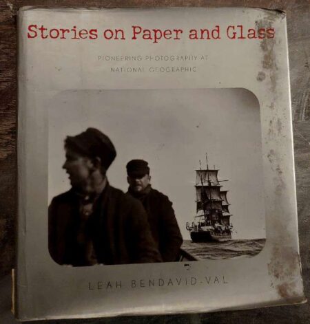 Stories non paper and glass