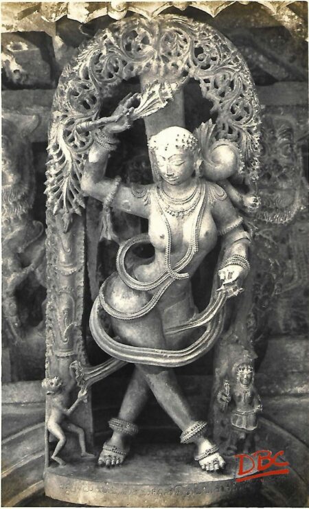 Belur-Chinna Kesav Temple The Bracket Figure