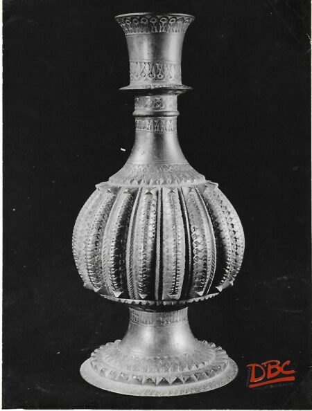 Brass decoration peice  flower vase