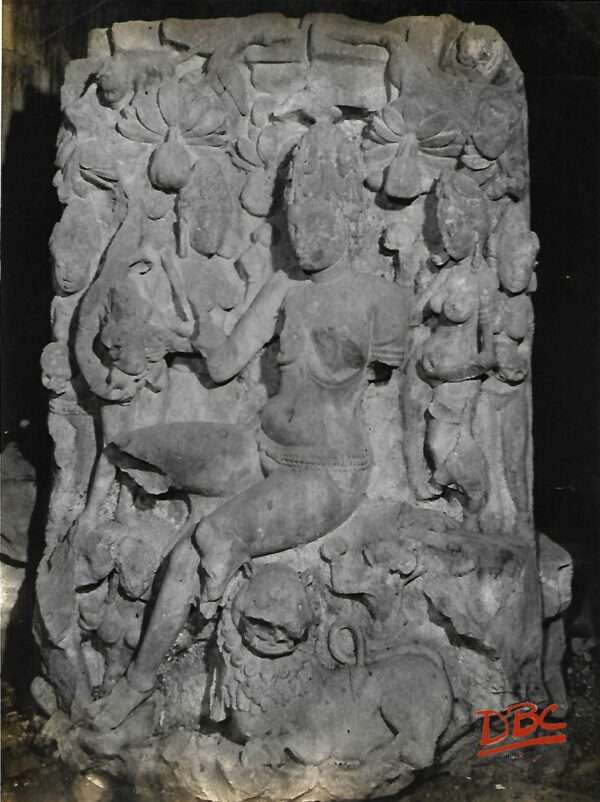 Aihole Meguti, Image of Seated Female Figure