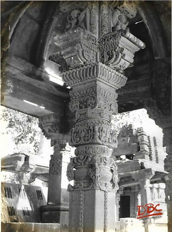 Osian Mata Ka Mandir pillor detials