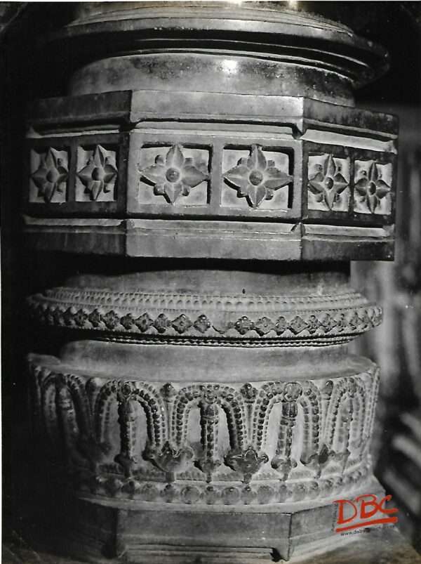 Thousand Pillar Temple Pillar Detail