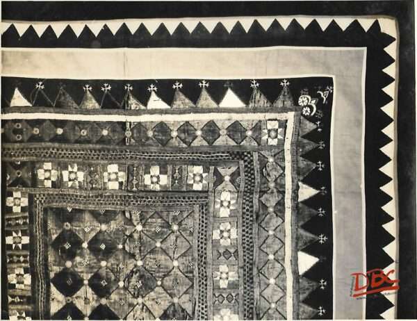 Tea Poy Cover