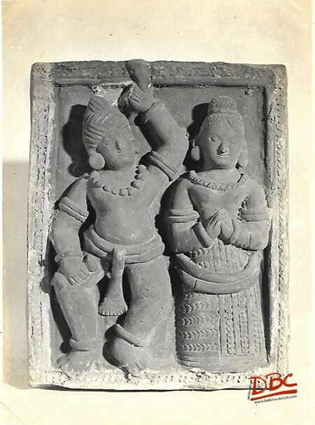 Bengal  Couple devate temple plagne terracotta