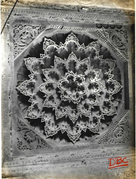TEJ PALS TEMPLE A CEILING