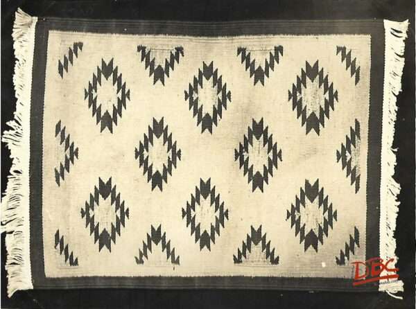 TABLE MAT