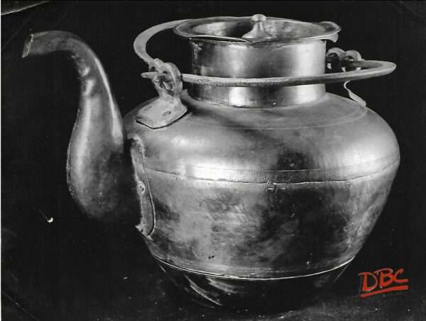TEA POT