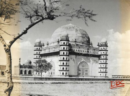 BIZAPUR: GOL GUMBAZ
