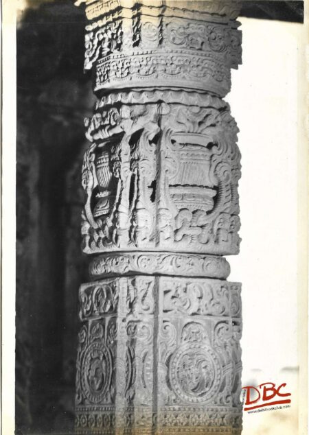Osian: Mata ka Mandir Details of the Pillar
