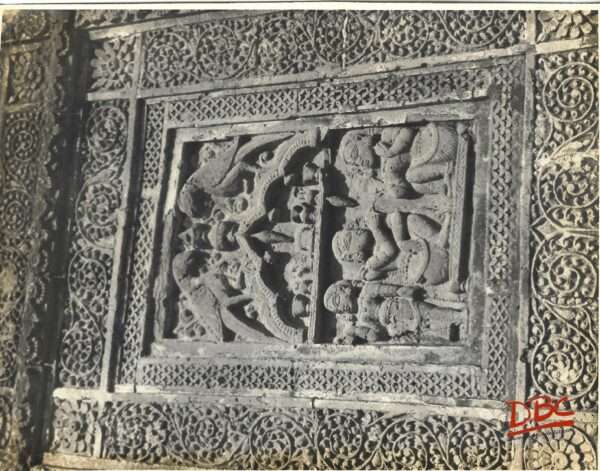 Vishnupur : Decorating Wall Madan Mohan Temple