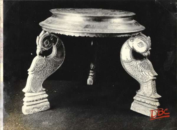 BRASS ANTIQUE STOOL