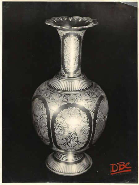 Flower vase