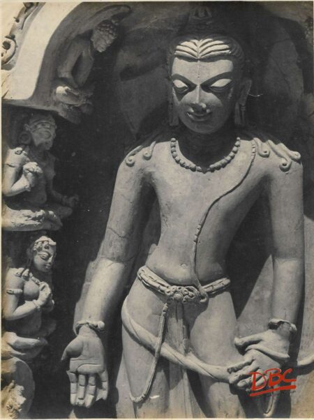 Nalanda Temple III : Sanding Budha