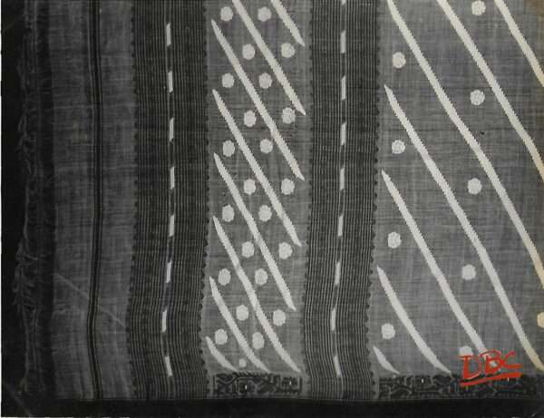Saree Deccai
