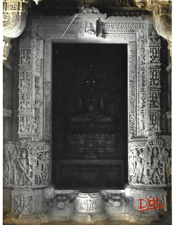 Ranakpur (Rajasthan) Adi Nath Temple. Details of Partal sanctum