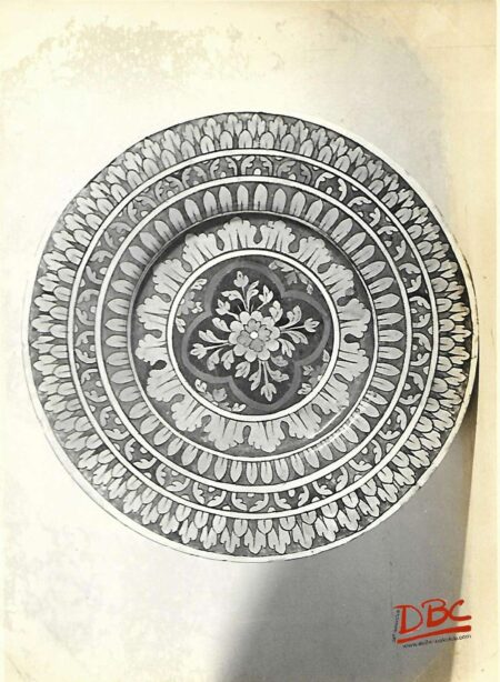 Round Plate With Flowers Dcoration(Cesamics) Jaipur