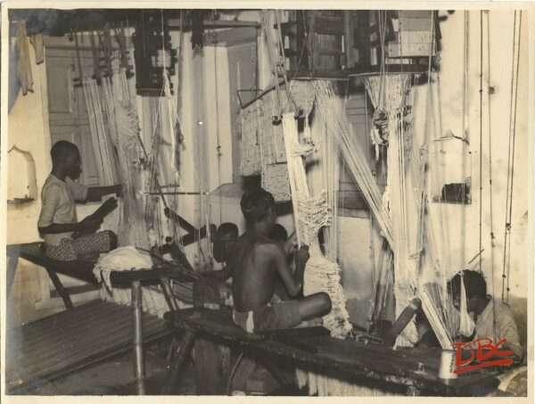 Looms with Full Working