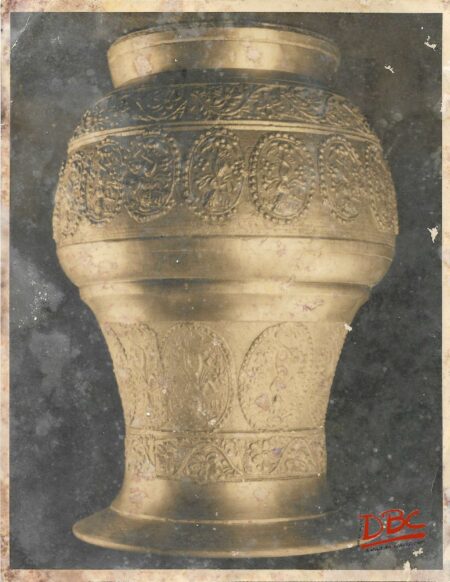 FLOWER VASE METALIC