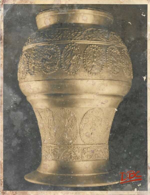 FLOWER VASE METALIC