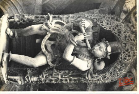 belur : bracket figure