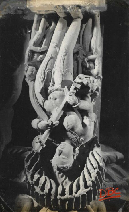 Khajuraho : Lakhmana Temple Mahamandapa Bracket Fig. Lady Playing on Veena