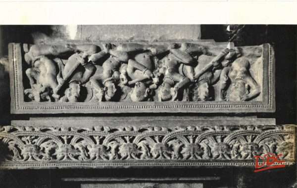 khajuraho : Lakshman Temple - Musician In Pradakshna