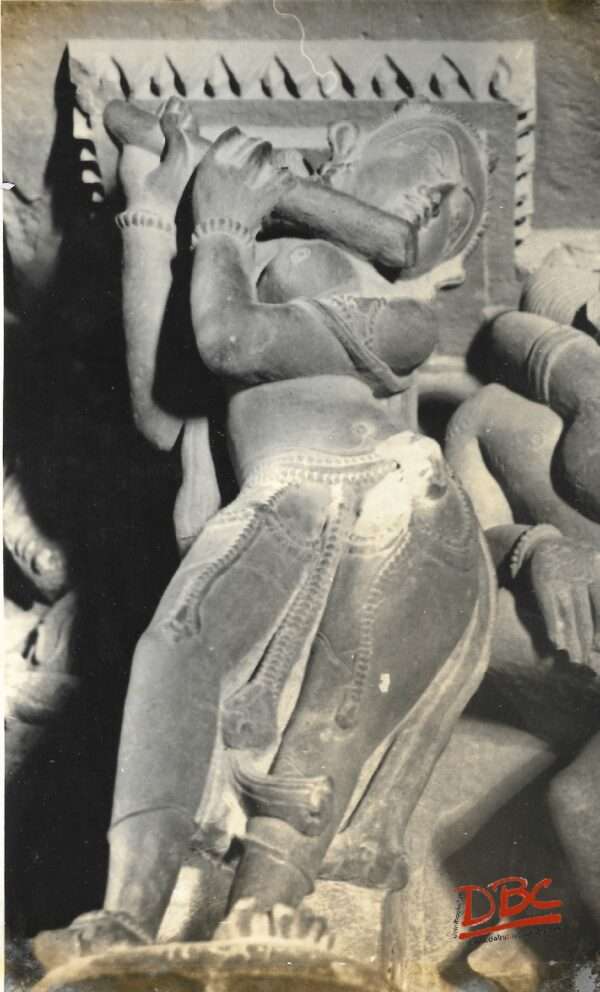 Khajuraho Vishwanth Temple - Pradakshnapath A Lady Flute Player
