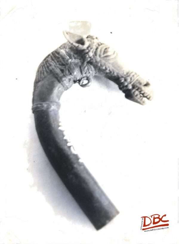 stick head in the shape of a horse mouth ( brass south india)