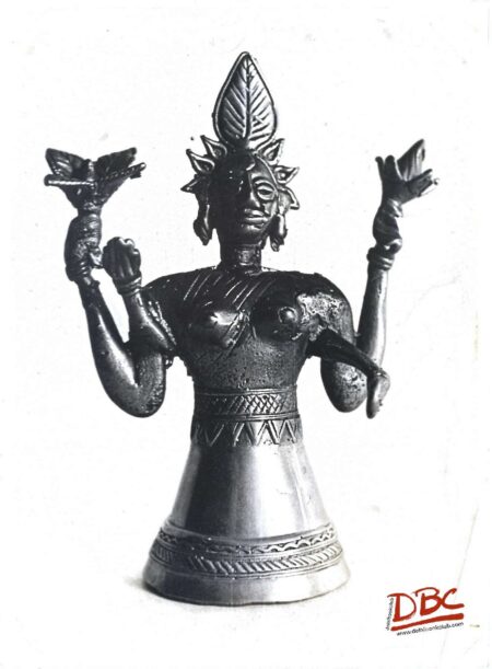 standing mother with her child or shoulder (dhokrs ) west bengal