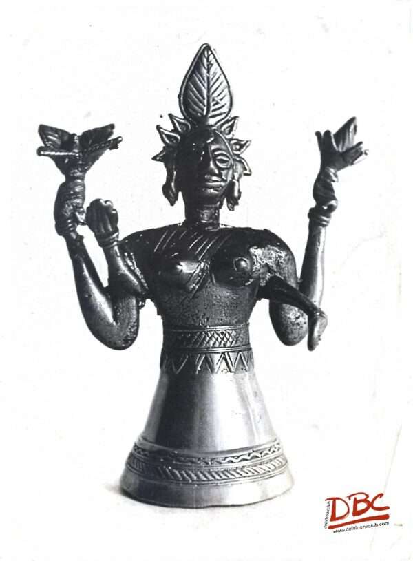 standing mother with her child or shoulder (dhokrs ) west bengal