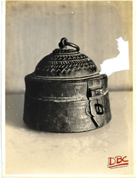 Jewellary Round Casket With Lid (Brass)