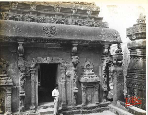Ellora Cave No. - 16 A Temple on the upper Story