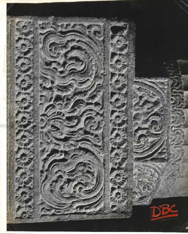 Ellora cave no 21 pillar design