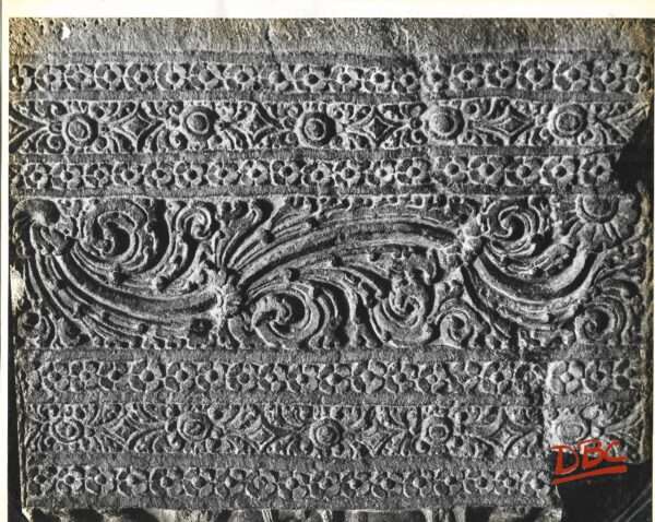 Ellora cave no 21 pillar design