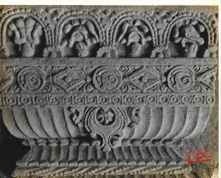 Ellora Cave 33 Inner Details
