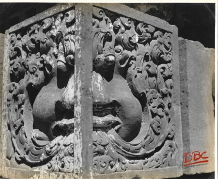 Gyaraspur Maladevi Temple, Pillar Decoration