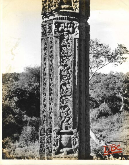 Gyaraspur Hindola Toran Details of a Four Pillared Structure