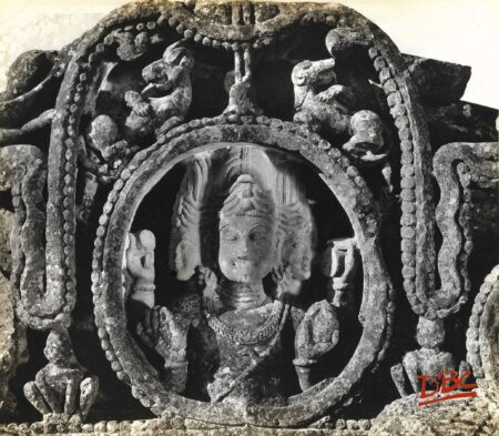 Gyaraspur - Hindola Toran - Three Headed Figure in the Medallion