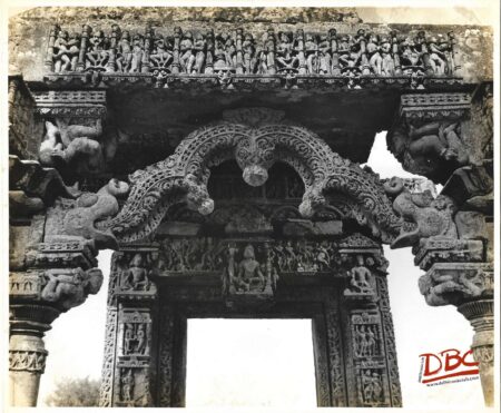 Gyarasour - Athkhamba - Details  of Arch and Lintal