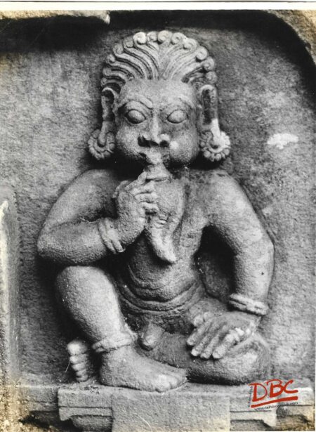 Ikkere, Aghoreshwar Temple : The Announcer