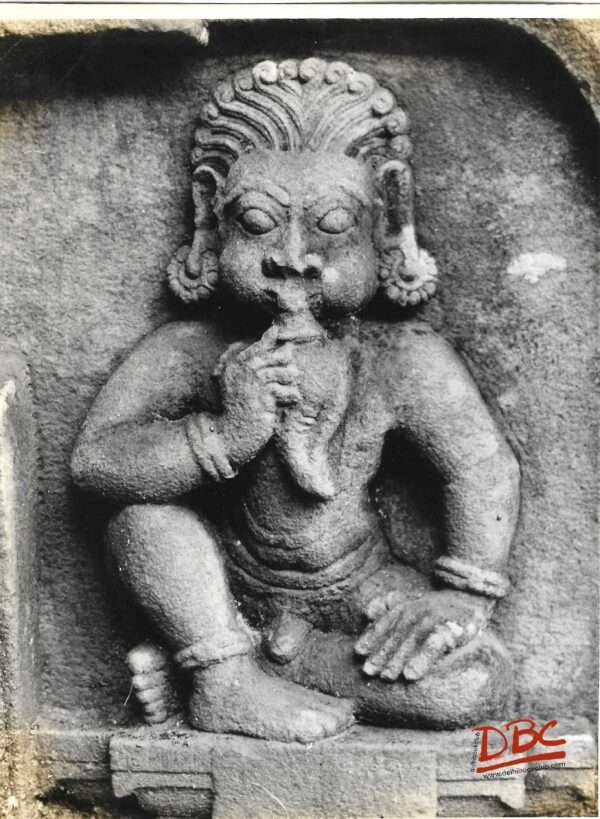 Ikkere, Aghoreshwar Temple : The Announcer
