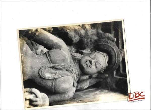Bhuvanesvar - Lingaraj Temple - Bust of a Female Figure