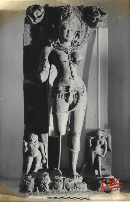 Khiching - Khiching Museum - Image of Ardhnariswar