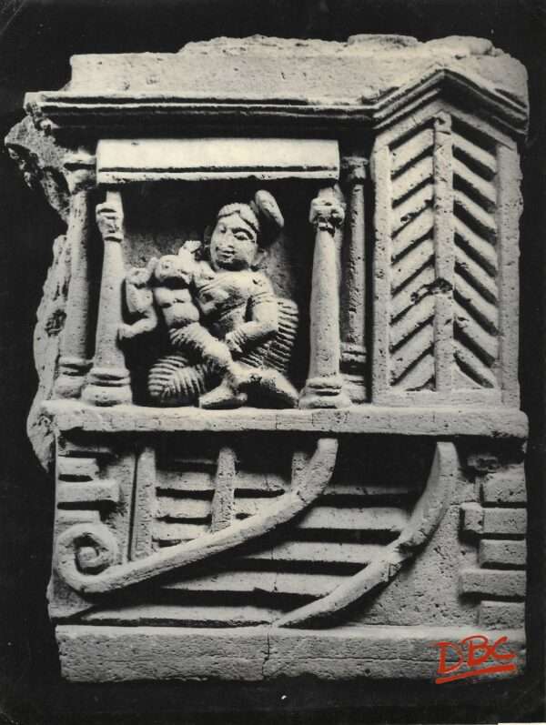 Ashutosh Museum, Calcutta : Portion of a Boat A Man (Terracotta)