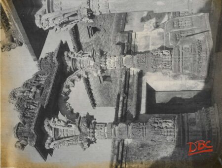 Dehmal : Combojimata Temple - The Gate