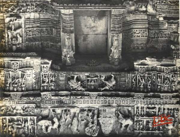 Dhaboi, Heera Gate : East Side Details