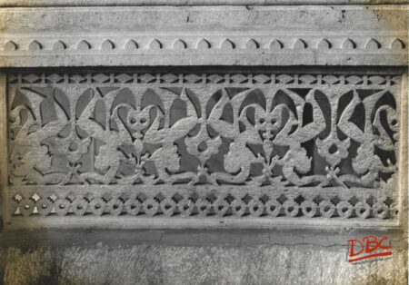 Gwalior - Man Mandir - Jaali Work Depicting a Dancing Scene