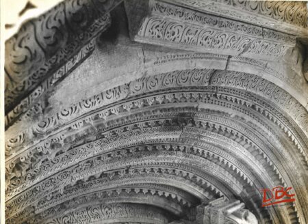 Gwalior Fort - Sasbaha Temple - Ceiling Details