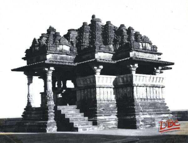 Gwalior Fort - Full Scale View of Sasbahu Temple